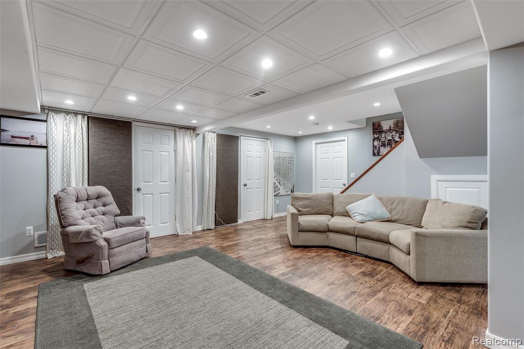 793 Box Canyon Court, Rochester Hills, MI 48309 — Photo 37