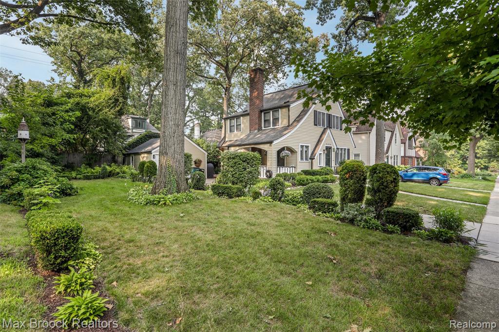 454 W Oakridge Street, Ferndale, MI 48220 — Photo 47