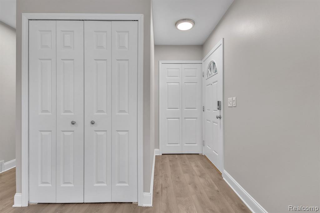 6964 Harvard Lane, Canton, MI 48187 — Photo 8