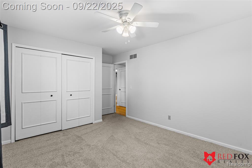 6031 Oak Creek Drive, Swartz Creek, MI 48473 — Photo 16