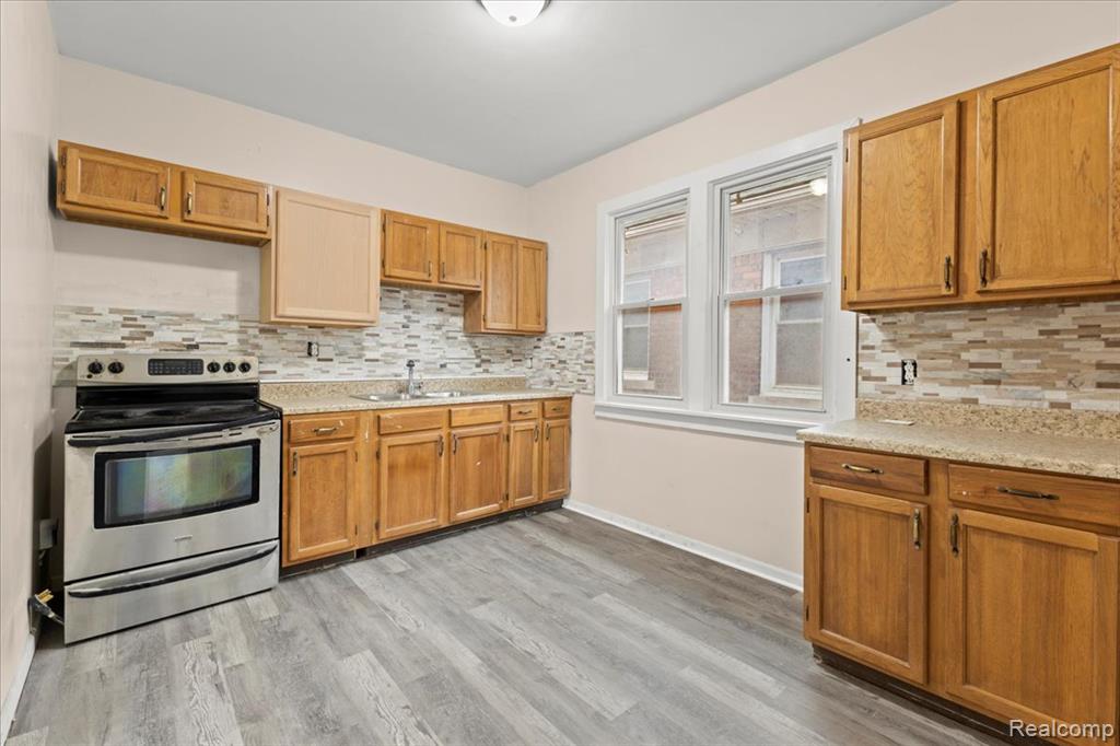 9662 Broadstreet Avenue, Detroit, MI 48204 — Photo 21