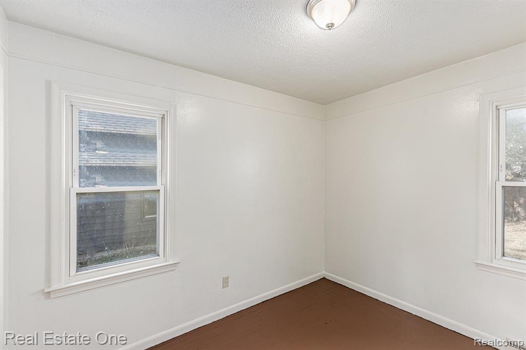 7251 Hudson Avenue, Warren, MI 48091 — Photo 8
