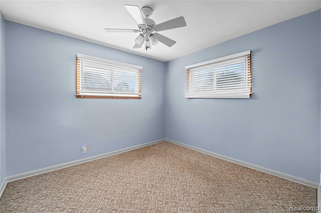 4402 Vassar Street, Dearborn Heights, MI 48125 — Photo 8