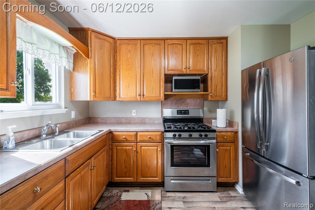 4083 Bristolwood Drive, Flint, MI 48507 — Photo 7