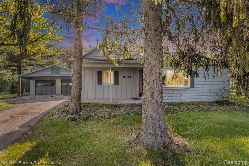 6093 PORTER Road, Grand Blanc, MI 48439 — Photo 4