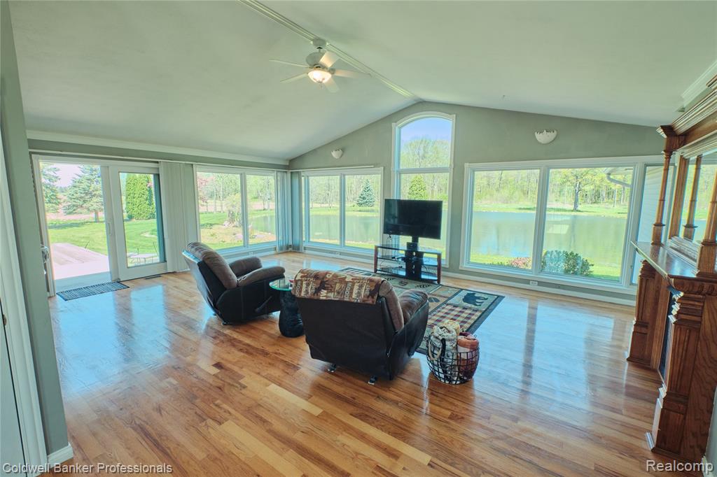 6464 Ferden Road, Chesaning, MI 48616 — Photo 4