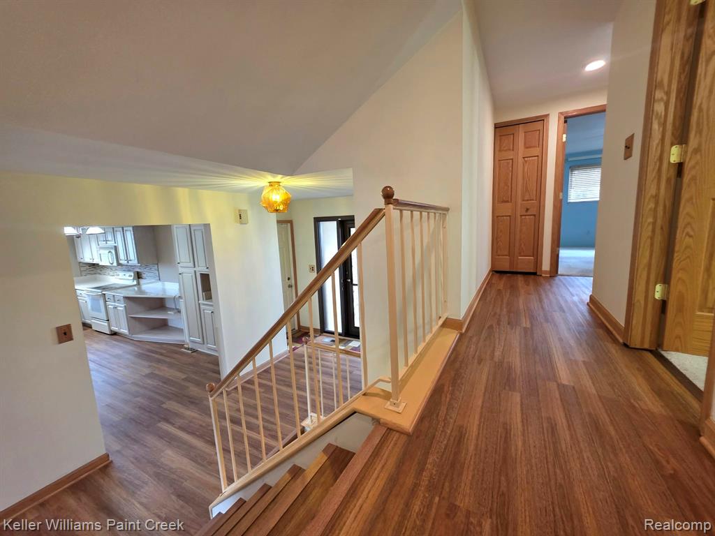 4714 Pickwick Drive, Sterling Heights, MI 48310 — Photo 8