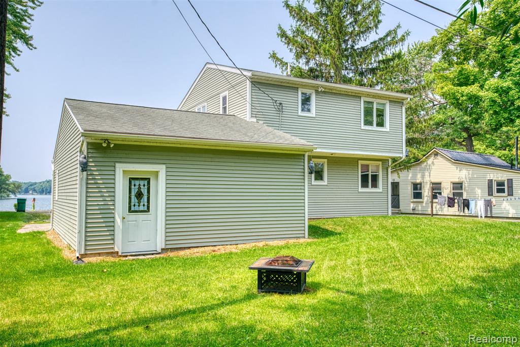 13414 N Lake Road, Gregory, MI 48137 — Photo 27