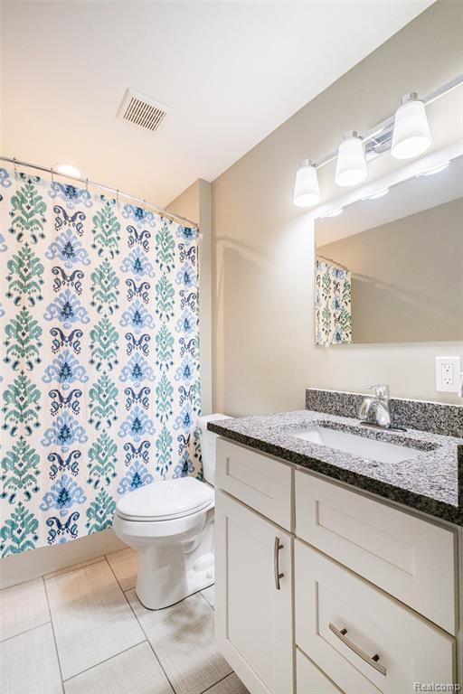 698 Shoreline Drive, Fenton, MI 48430 — Photo 20