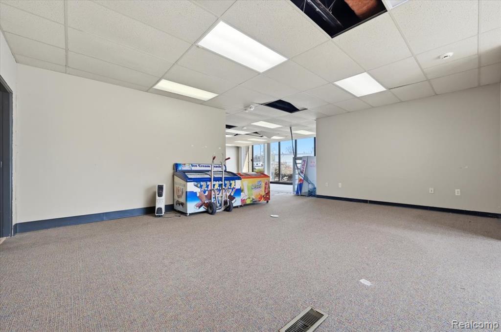 70 Lafayette Street, Pontiac, MI 48342 — Photo 15