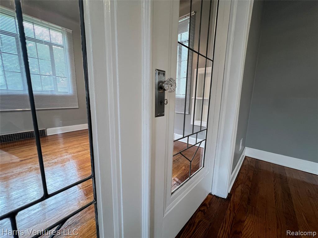 9527 E Outer Drive, Detroit, MI 48213 — Photo 16