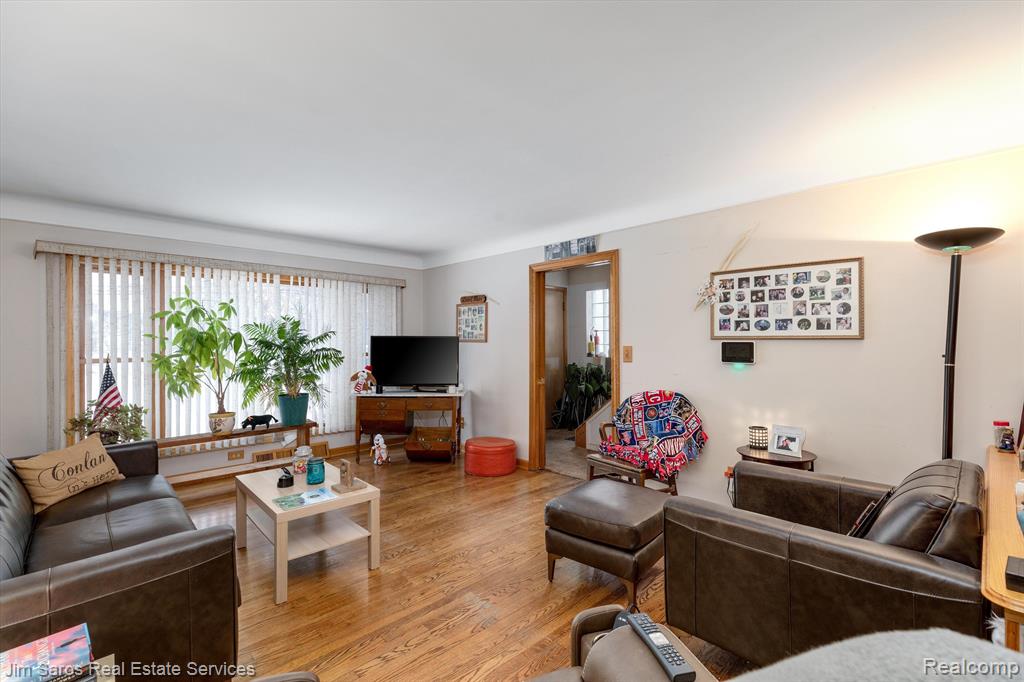 360 ALTER Road, Detroit, MI 48215 — Photo 3