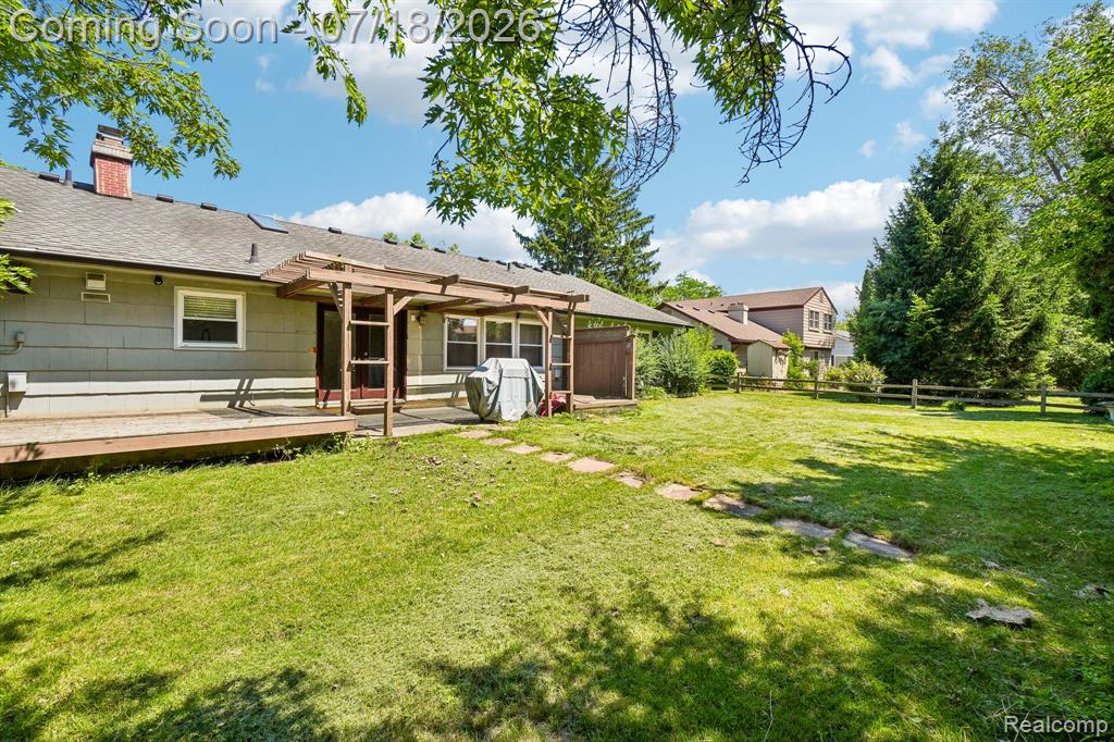 4855 Butler Drive, Troy, MI 48085 — Photo 33