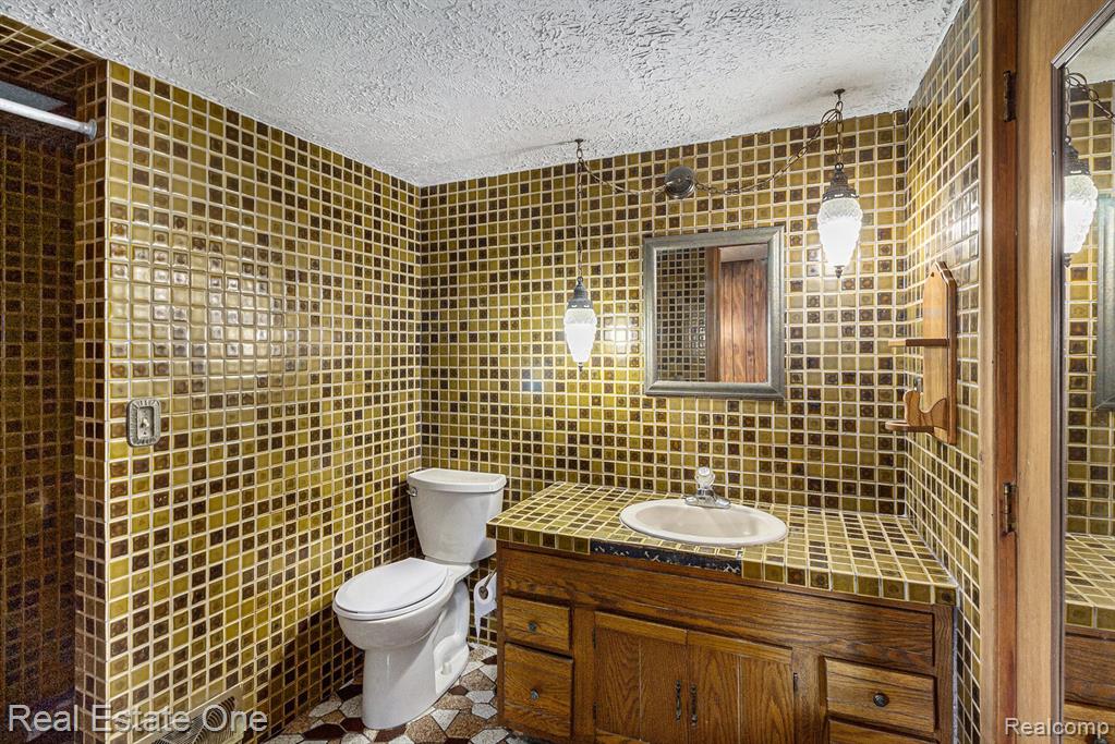 4001 N DUCK LAKE Road, Highland, MI 48356 — Photo 10
