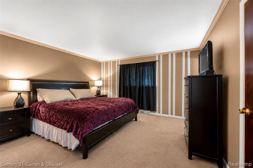 4652 Patrick Road, West Bloomfield, MI — Photo 16