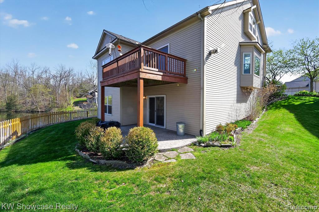 707 Pointe Court, Milford, MI 48381 — Photo 34