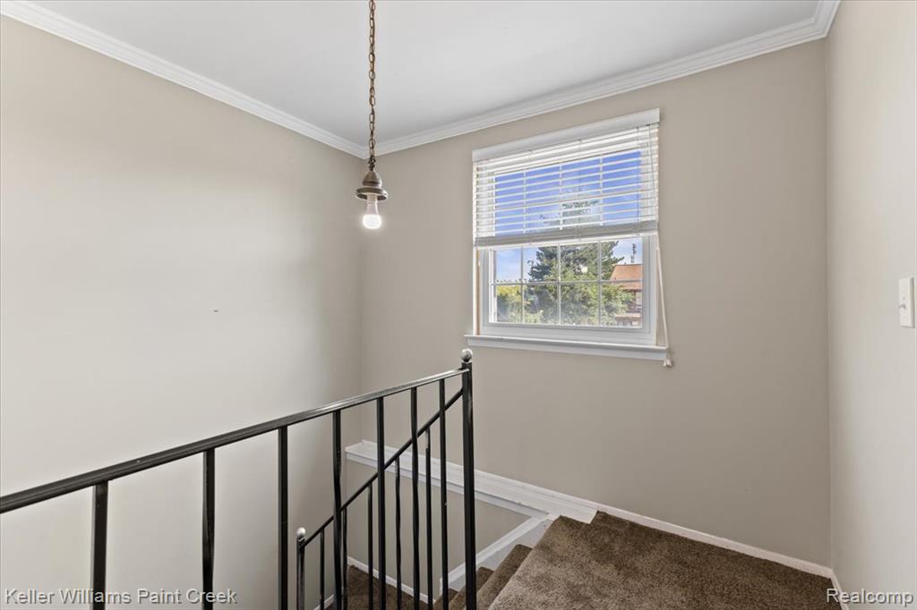 19610 Raleigh Circle N, Southfield, MI 48076 — Photo 18