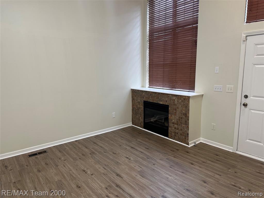 4244 Schaefer Road, Dearborn Heights, MI 48126 — Photo 5