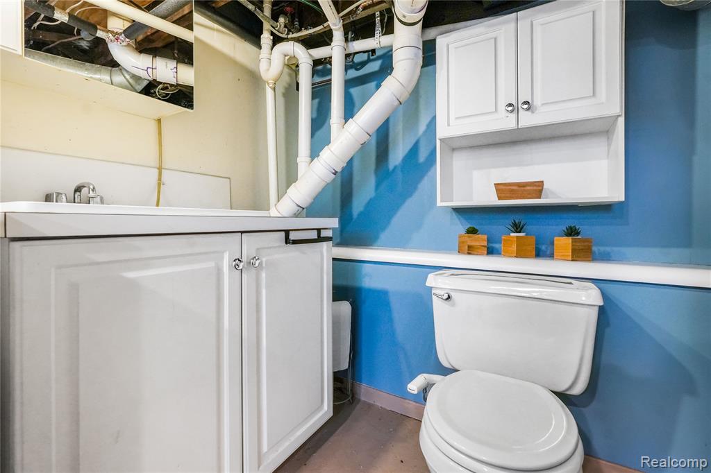 445 Linden Avenue, Royal Oak, MI 48073 — Photo 19