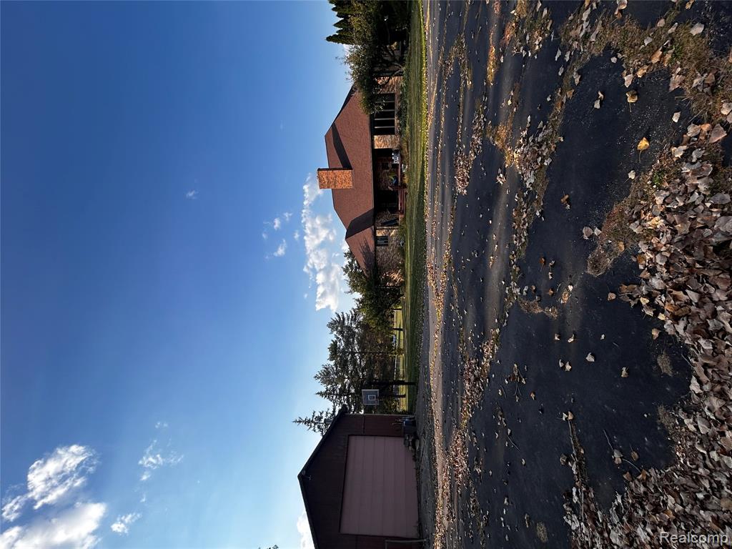 7407 Beecher Road, Flint, MI 48532 — Photo 26