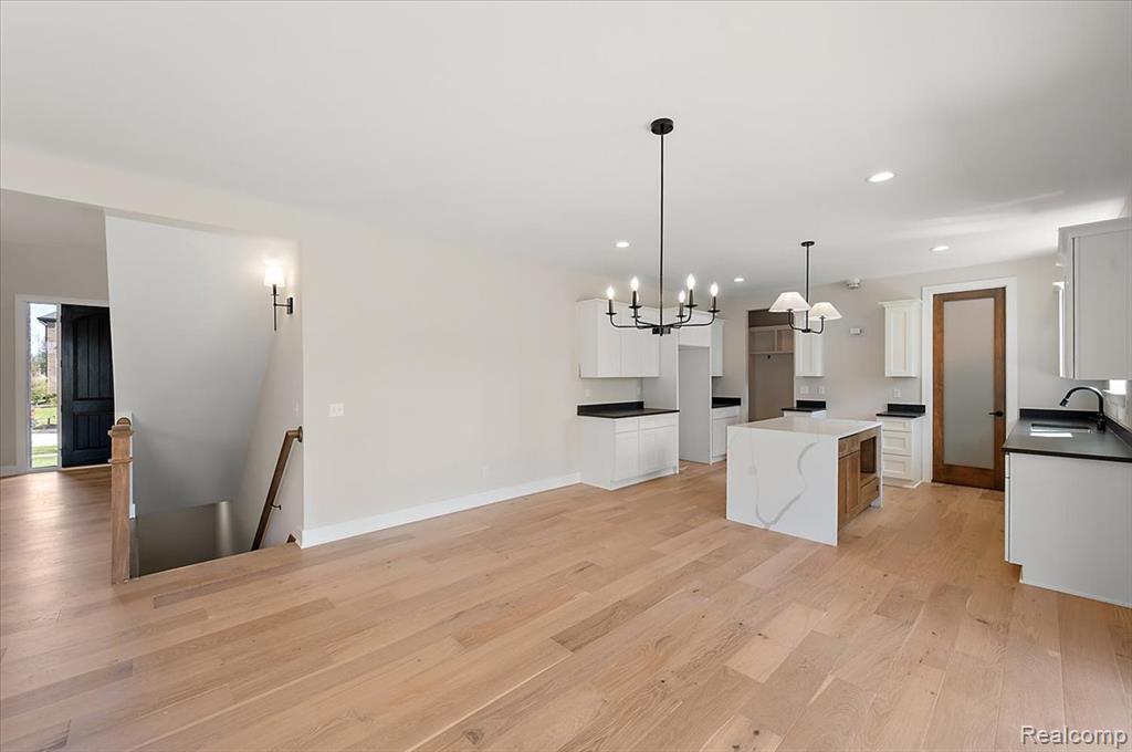 50999 Mistwood Drive, Macomb, MI 48042 — Photo 27