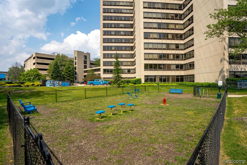 1001 Jefferson Avenue W, 300-14J, Detroit, MI 48226 — Photo 33