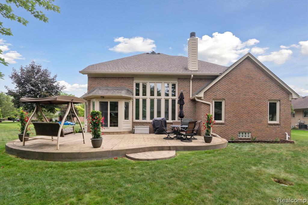 47509 Brockmor Drive, Shelby Twp, MI 48315 — Photo 49