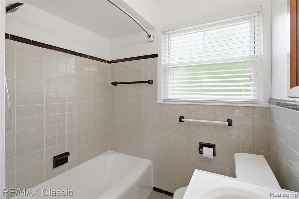 1829 Alard Avenue, Lincoln Park, MI 48146 — Photo 20
