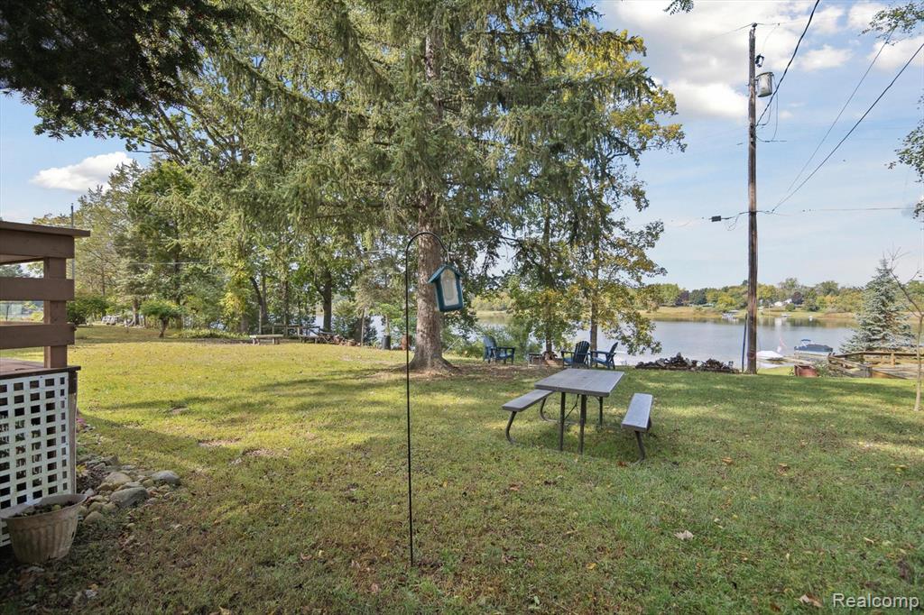 2210 Lakeview Drive, Brooklyn, MI 49230 — Photo 34