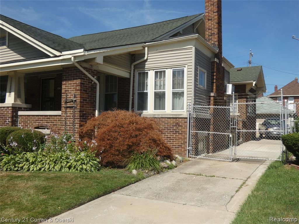 5016 Greenway Street, Detroit, MI 48204 — Photo 2