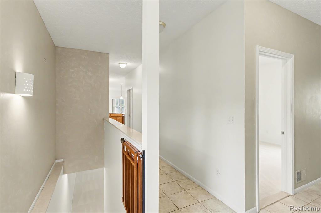 2853 Rubbins Road, Howell, MI 48843 — Photo 16