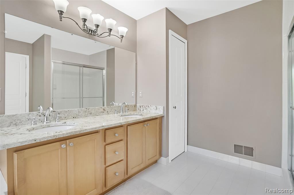 6062 FAIRBORN Drive, Canton, MI 48187 — Photo 26