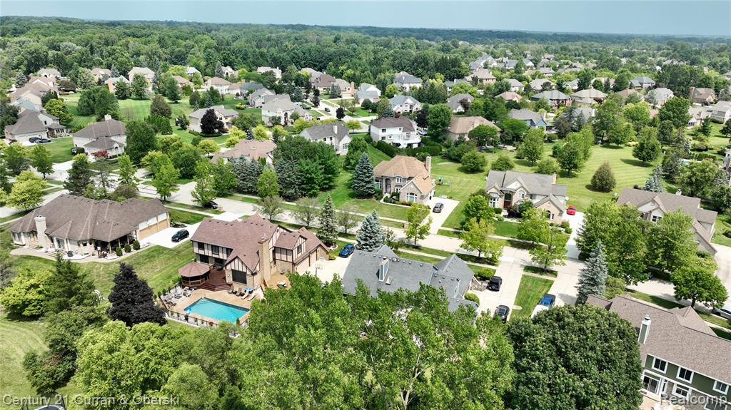 48279 Chesterfield Drive S, Dearborn, MI 48187 — Photo 52