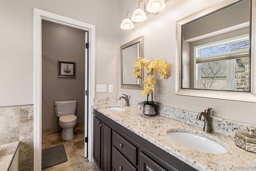 9080 MOONLIGHT BAY, Pinckney, MI 48169 — Photo 30