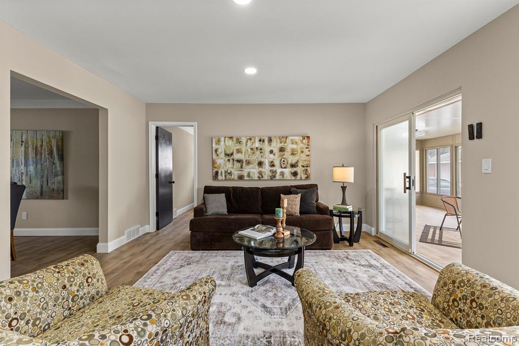 8903 APPLETON, Redford, MI 48239 — Photo 17