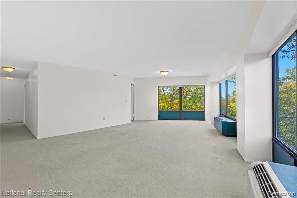5000 Town Center, 408, Southfield, MI 48075 — Photo 7