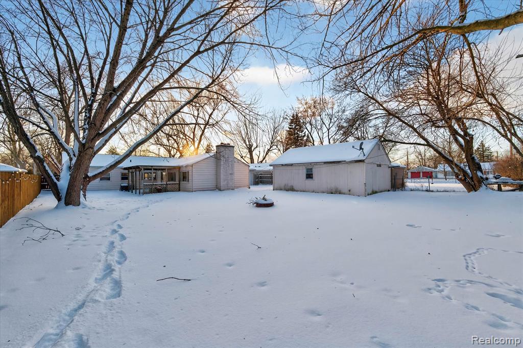 21325 Drexel Street, Clinton Twp, MI 48036 — Photo 31