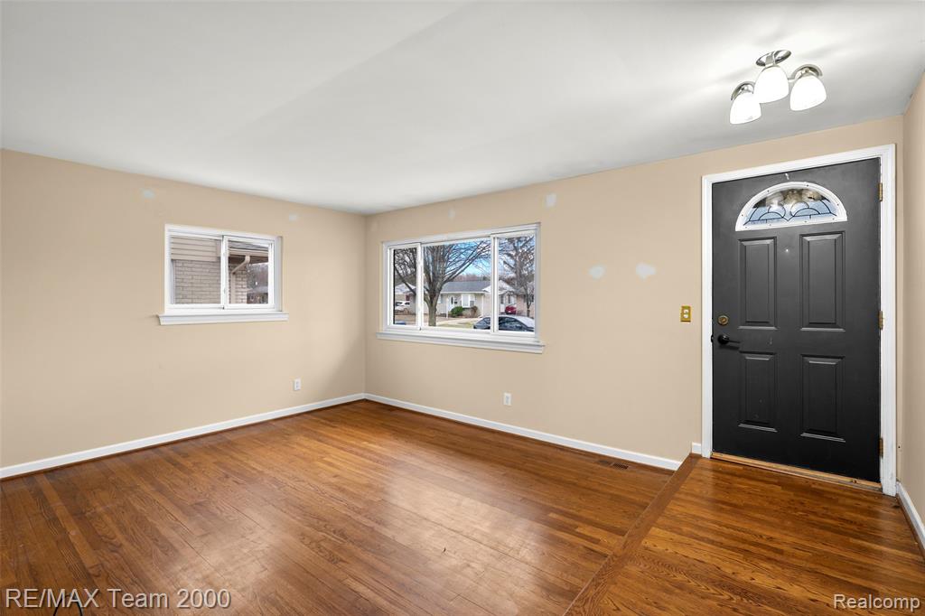 39784 Hillary Drive, Canton, MI 48187 — Photo 4