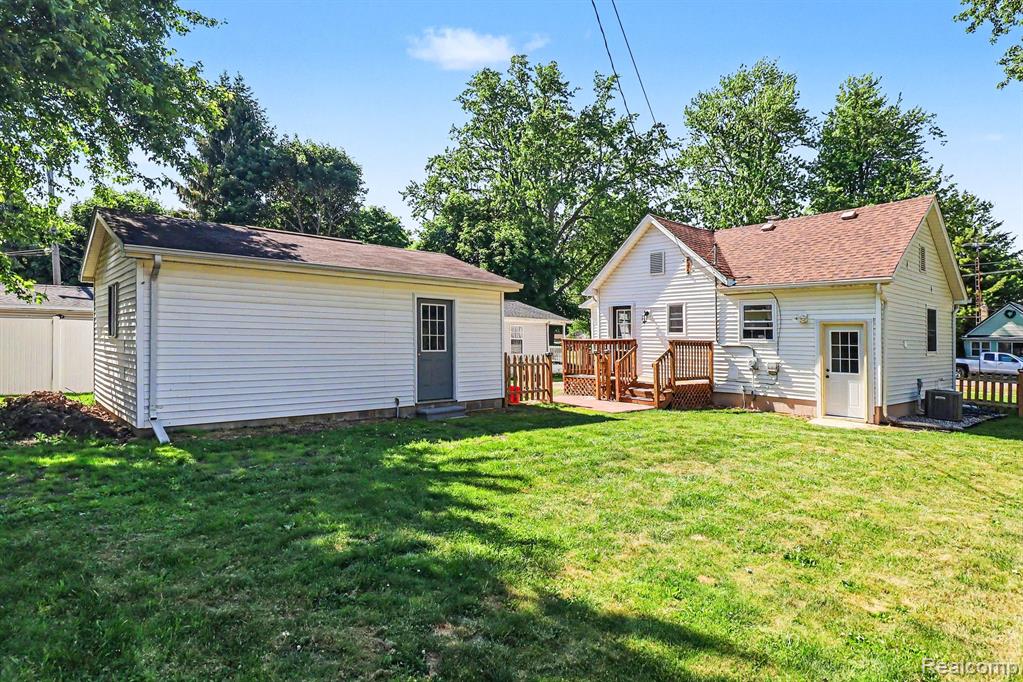 4214 Mill Street, North Branch, MI 48461 — Photo 27
