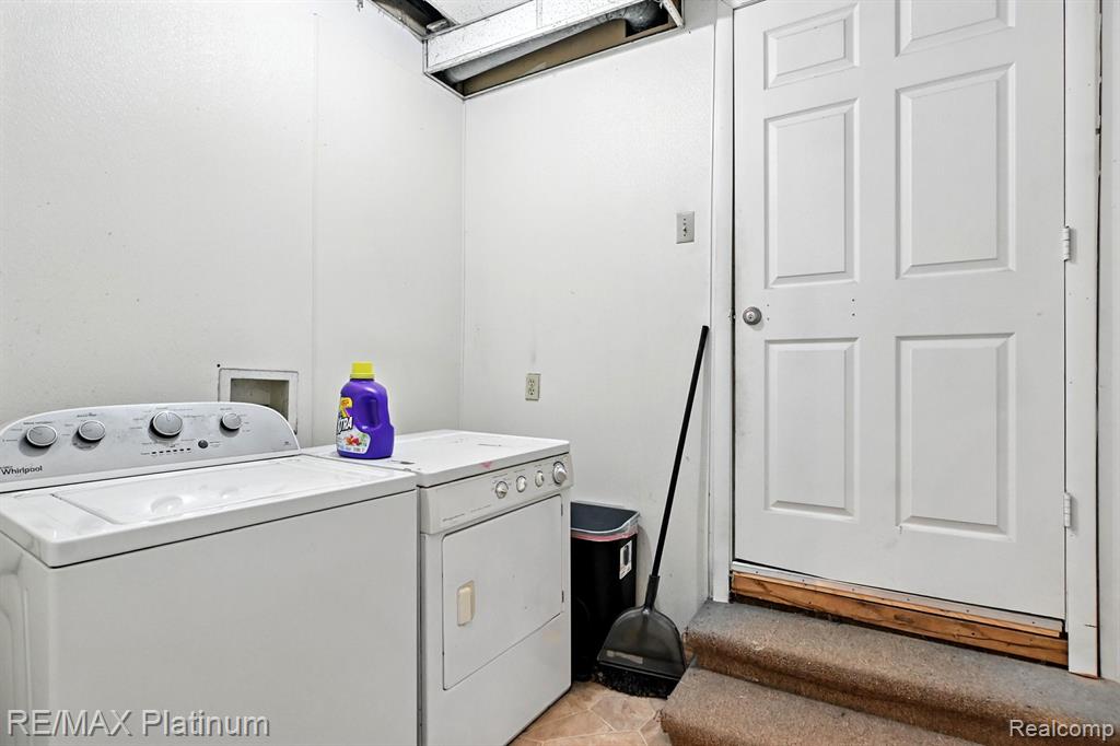 110 W Grand River Road, Webberville, MI 48892 — Photo 48