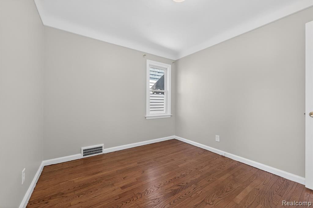 1781 Brys Drive, Grosse Pointe Woods, MI 48236 — Photo 22