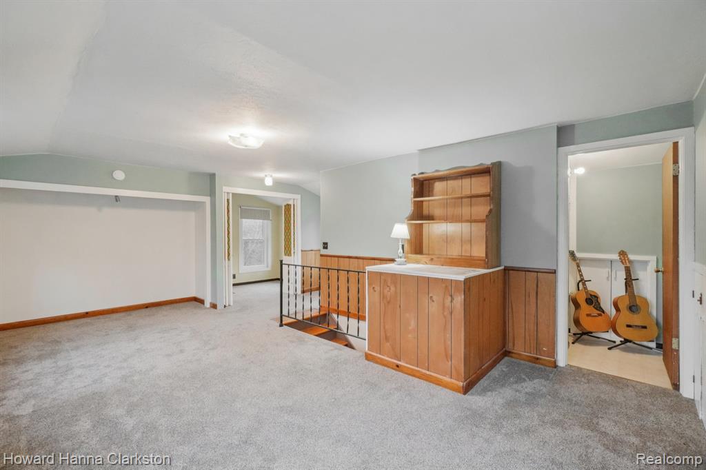 5506 Cruse Avenue, Waterford, MI 48327 — Photo 33