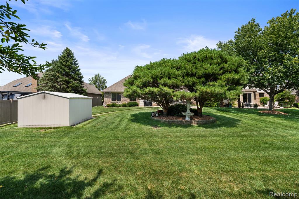 19550 Shorecrest Drive, Clinton Twp, MI 48038 — Photo 50