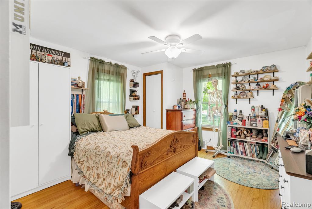 4350 Lessing Avenue, Waterford, MI 48329 — Photo 10