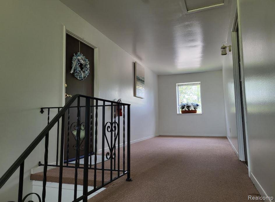 1844 Colonial Village Way, 3, Waterford, MI 48328 — Photo 6