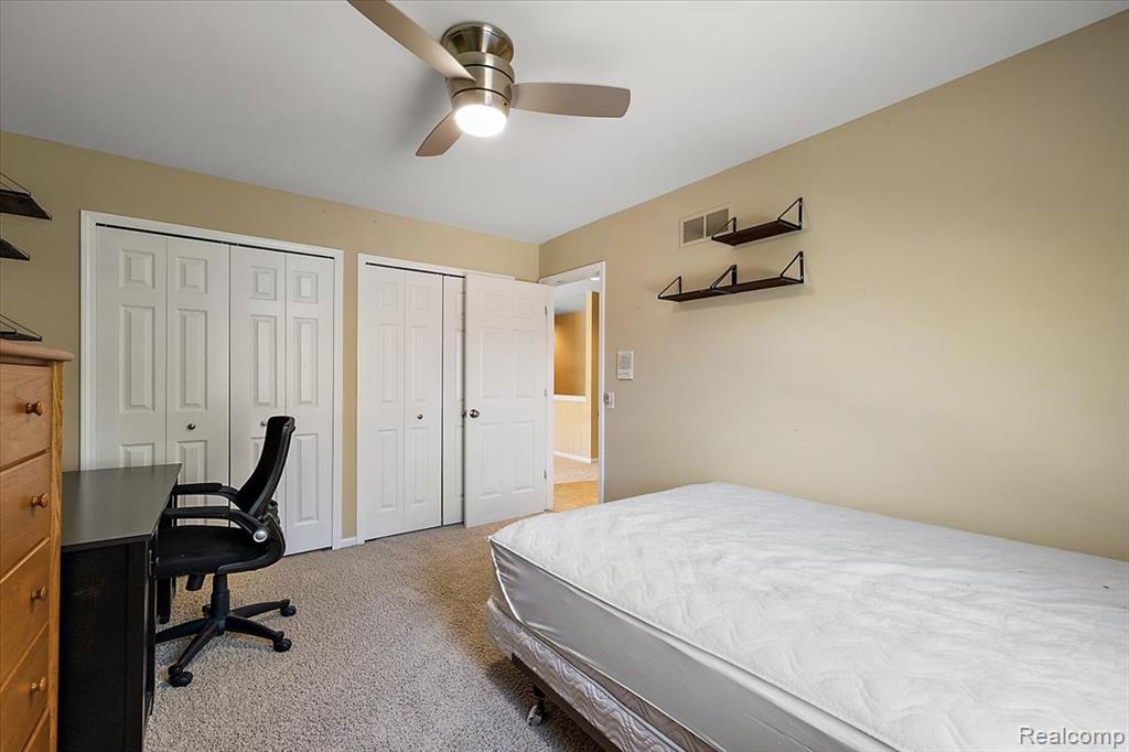 6591 Tree Knoll Drive, Troy, MI 48098 — Photo 33