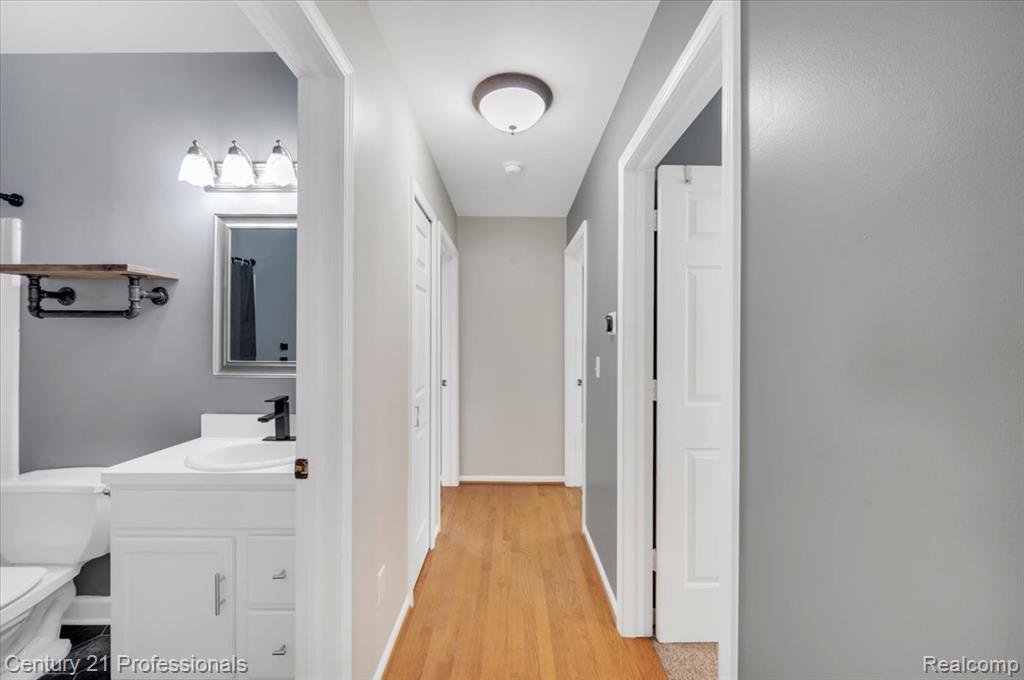 53611 County Line Road, New Baltimore, MI 48047 — Photo 22