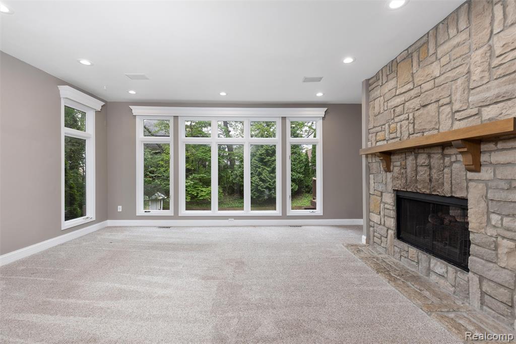 8035 High Point Trail, White Lake, MI — Photo 9