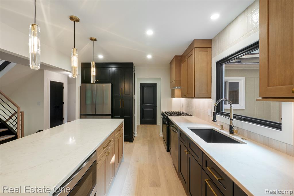 5584 N Adams Way, Bloomfield Hills, MI 48302 — Photo 16