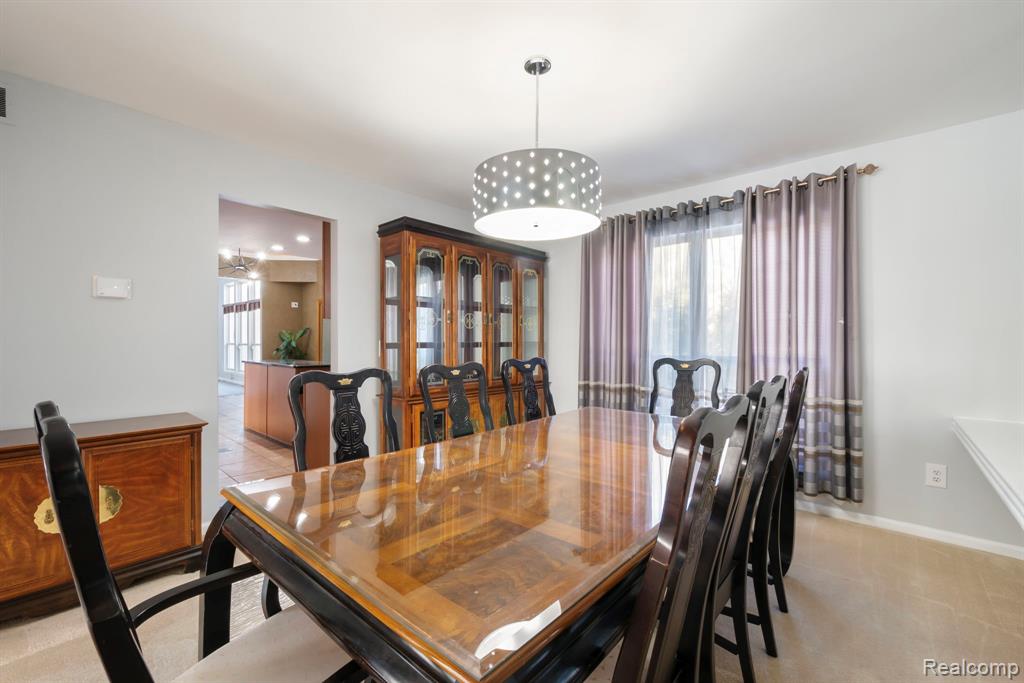7956 Billingham Road, West Bloomfield, MI 48324 — Photo 12